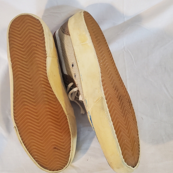 Golden Goose Men's 42/9 Mid Star Beige mesh Dove Gray Nubuck and Yellow star. - Picture 4 of 12